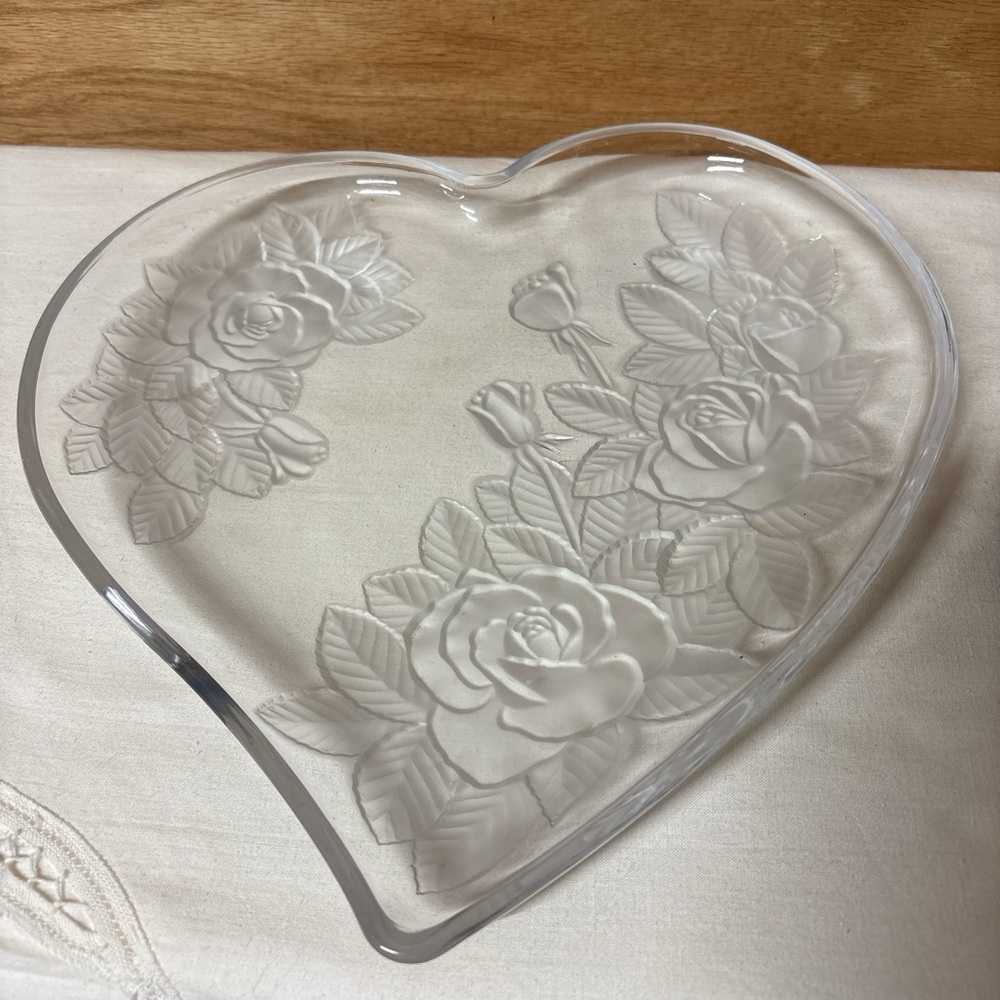 Heart-Shaped Clear Glass Tray with Floral Design